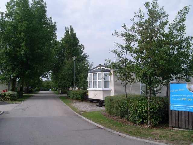 File:Road in Marton Mere Holiday Village - geograph.org.uk - 1385155.jpg