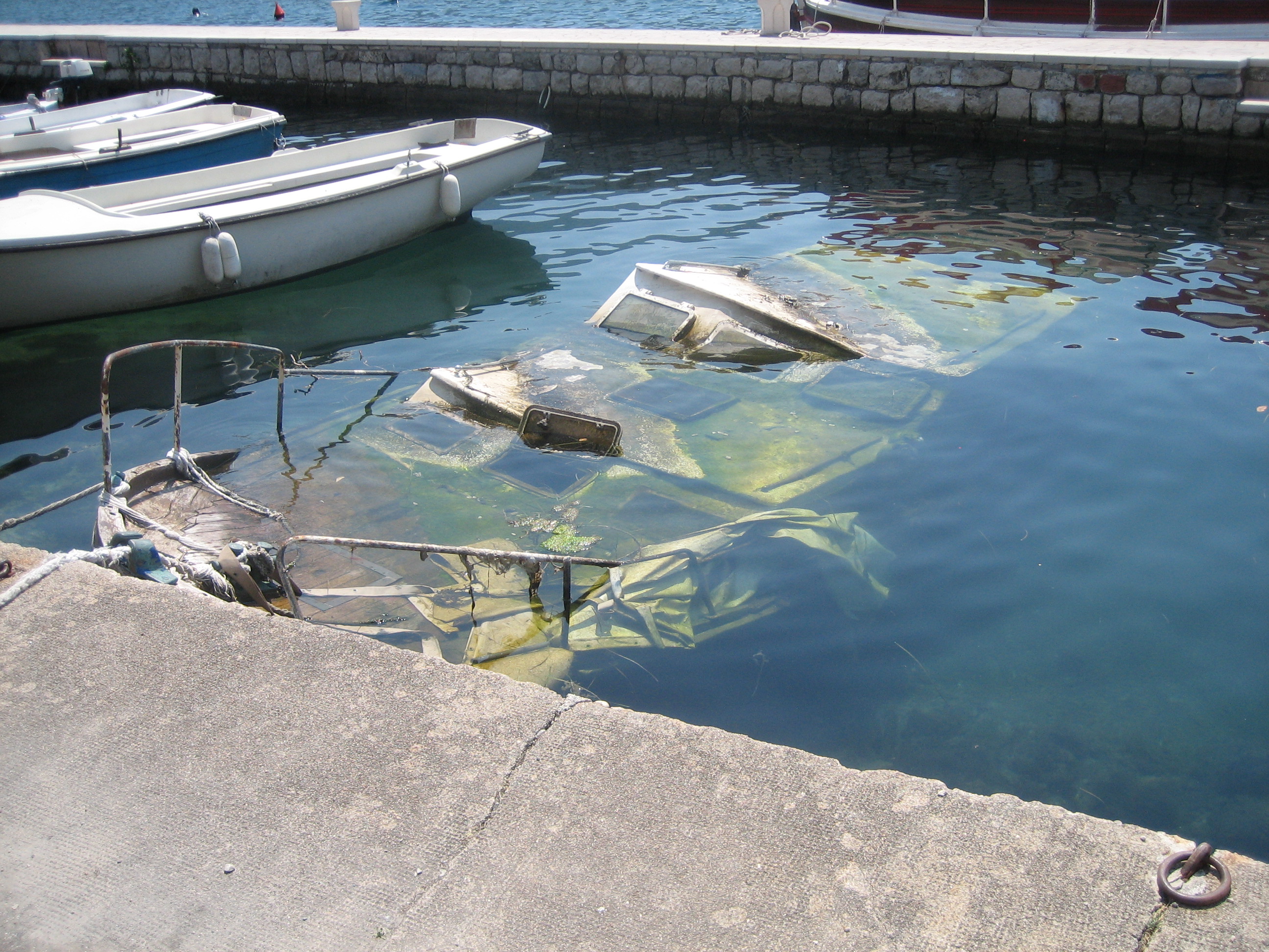 File:Sunken boat in Perast.jpg - Wikimedia Commons