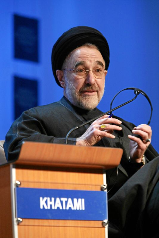 يبني بوقاحة النحت  محمد خاتمي - ويكيبيديا