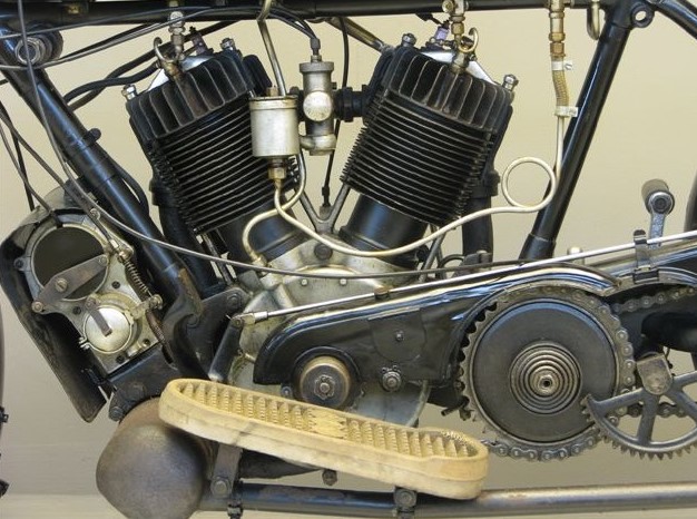 File:1924 AJS Model D1 combination engine left side.jpg