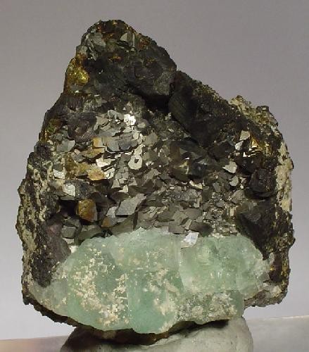 File:Arsenopyrite-Fluorite-150441.jpg