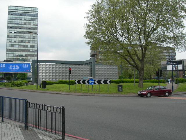 File:Elephant and Castle Roundabout - geograph.org.uk - 165903.jpg