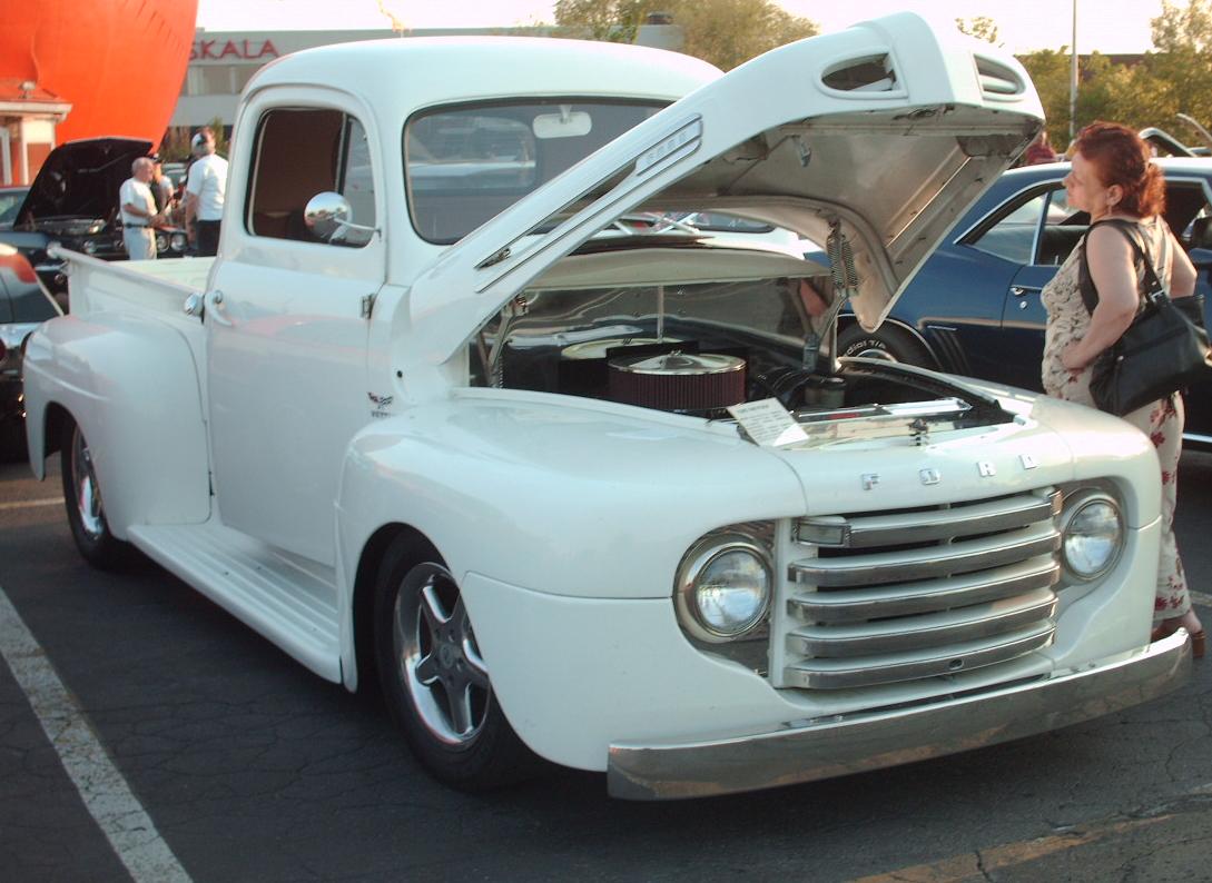 1952 Ford f-100 windshield