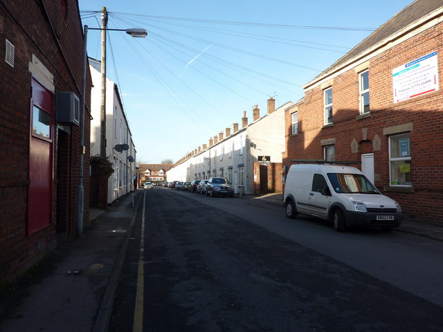 File:Herbert Street, Leyland - geograph.org.uk - 2290090.jpg