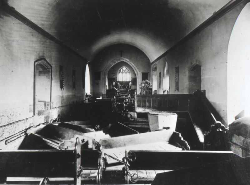 File:Interior of Dixton Church.JPG