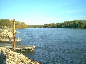 Missouri river in Omaha, Nebraska.jpg