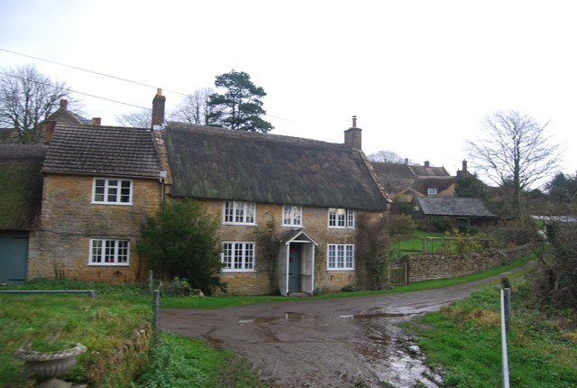 File:Myrtle Cottage, Powerstock-geograph-2901116.jpg