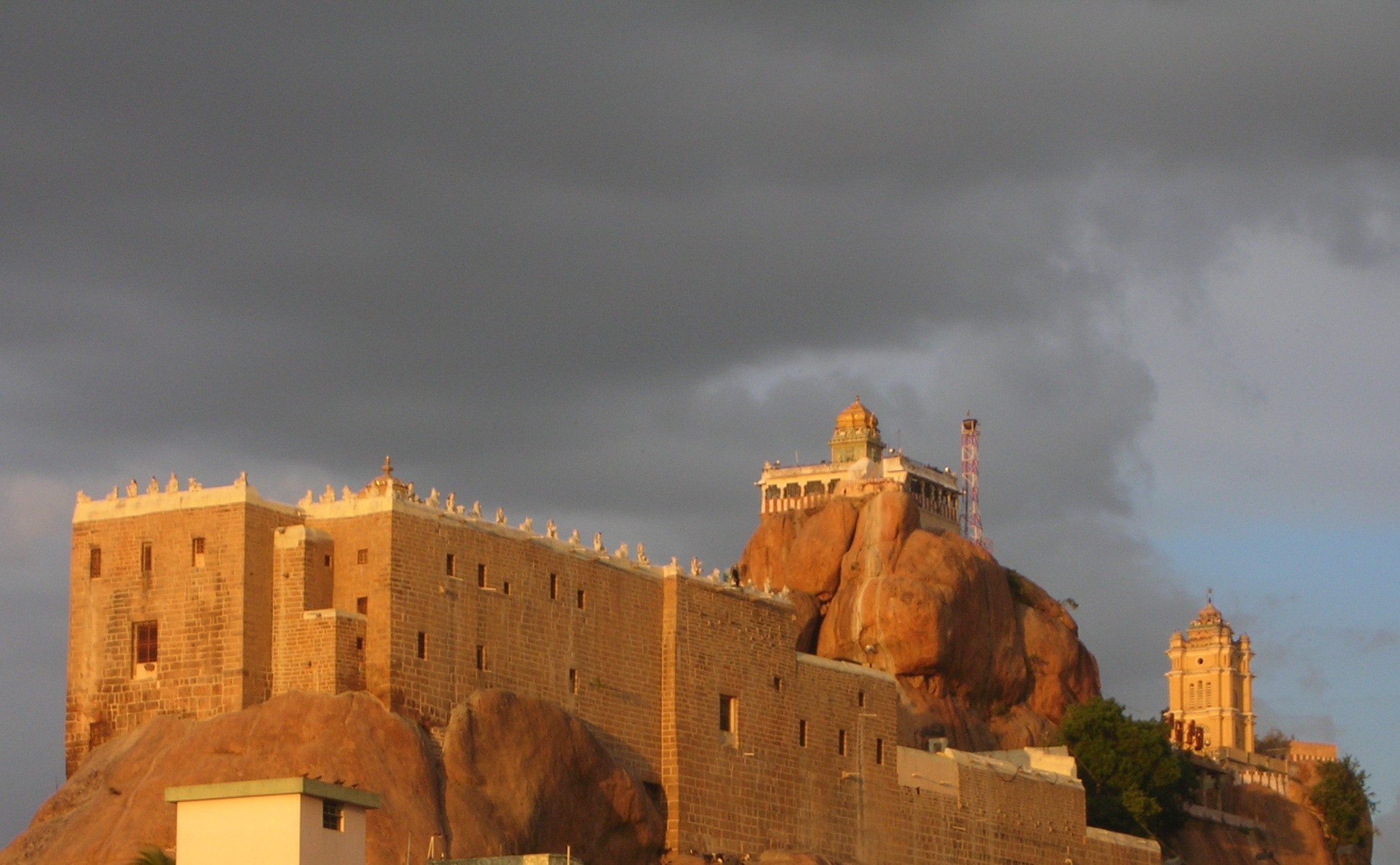 File ROCKFORT TEMPLE Trichy  jpg Wikimedia Commons