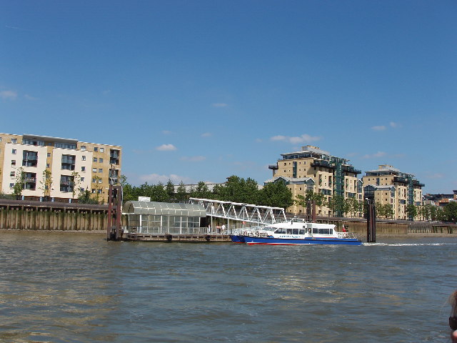 File:Riverbus at Pier on Limehouse Reach, The Thames - geograph.org.uk - 19746.jpg