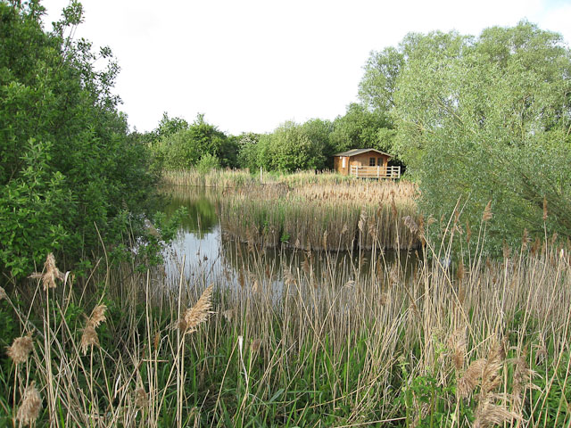 File:Small lake by Little Wilbraham River - geograph.org.uk - 1321042.jpg