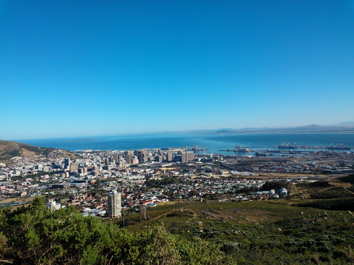 File:Table Mountain Cape Town Mountain Biking Jeep Tracks.jpg