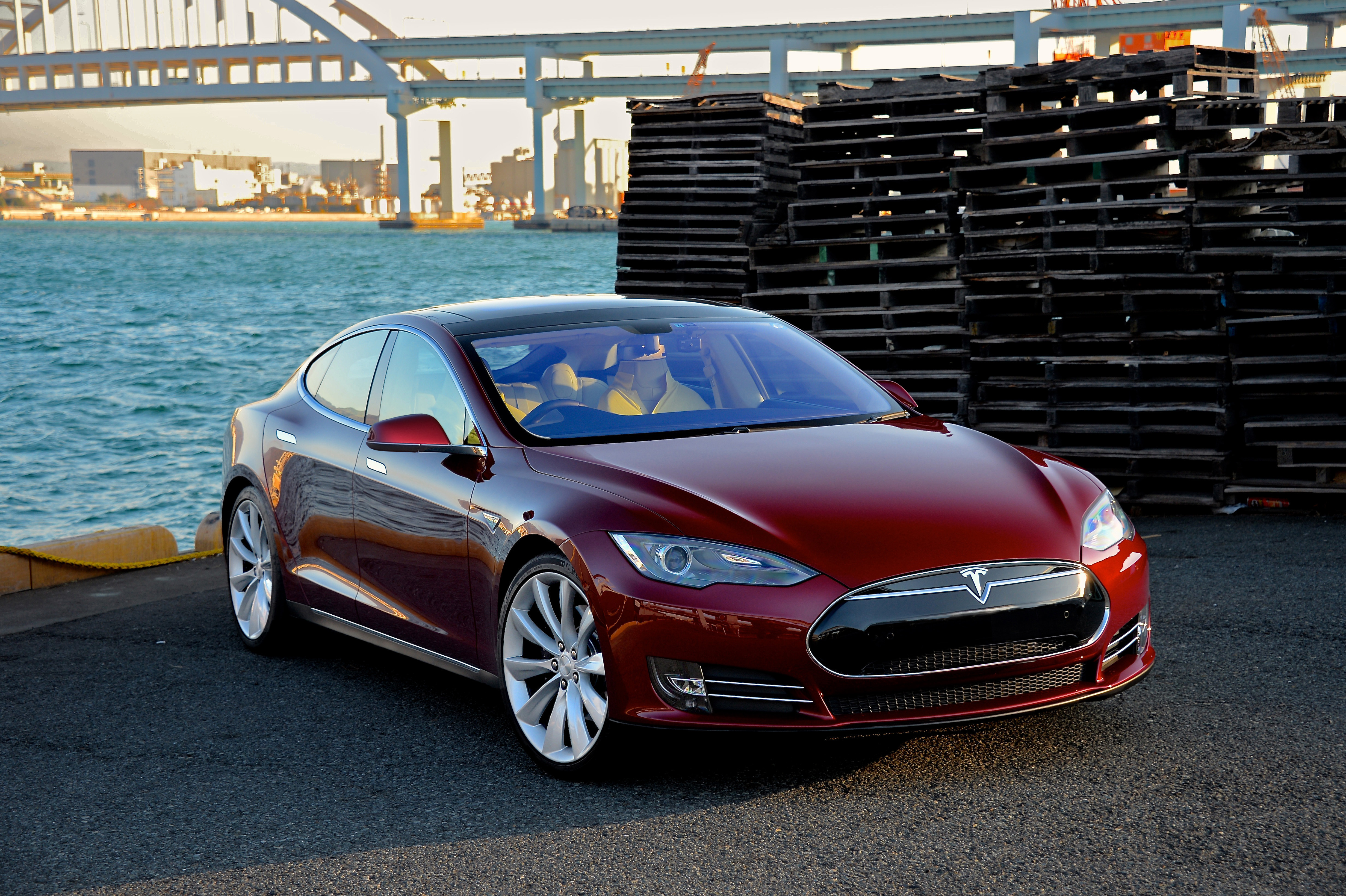Тесла какой машина. Тесла model s. Модель s Tesla. Автомобиль Tesla model s. Электромобиль Тесла модель s 2020.