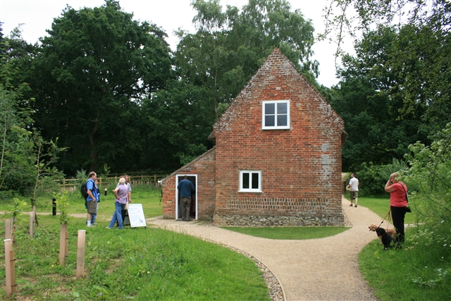 Toad Hole Cottage, How Hill - geograph.org.uk - 690486
