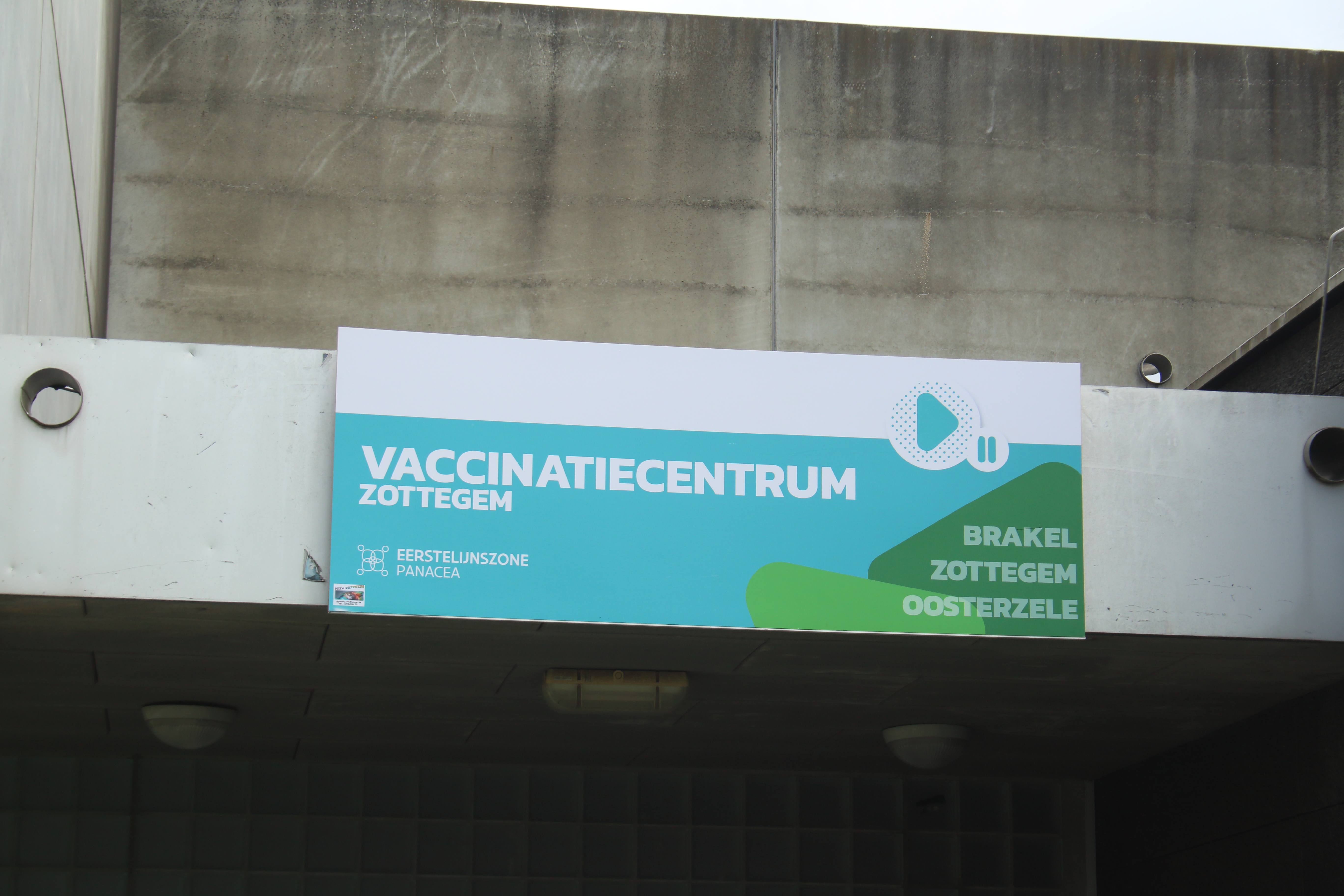 File Vaccinatiecentrum Zottegem 04 Jpg Wikimedia Commons