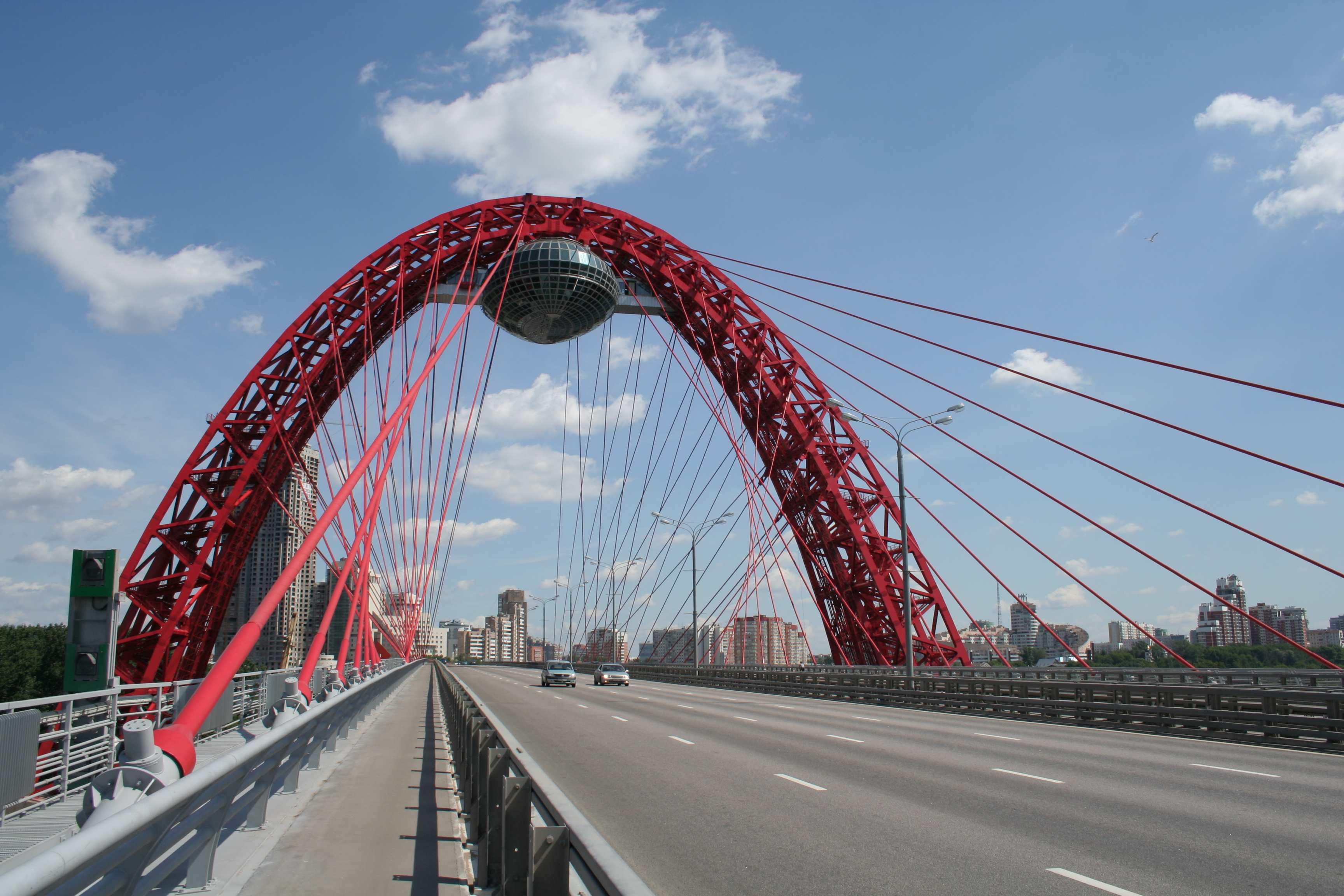 Этот мост хотя и был. Вантовый мост на проспекте Маршала Жукова. Мост на Звенигородском шоссе. Мост серебряный Бор Москва. Живописный мост мосты Москвы.