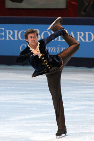 File:2009 Trophée Éric Bompard Men - Ryan BRADLEY - 5586a.jpg