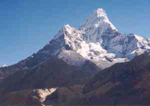 File:Ama Dablam ck Oct2002.jpg