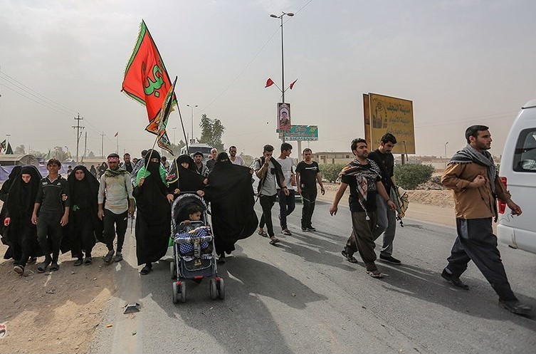 File:Arbaeen pilgrimage walk 012.jpg