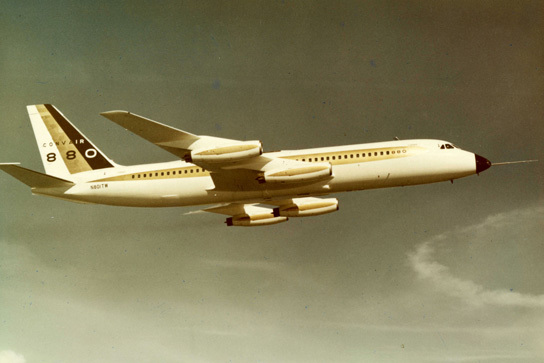 File:Convair 880 Prototype in Color.jpg