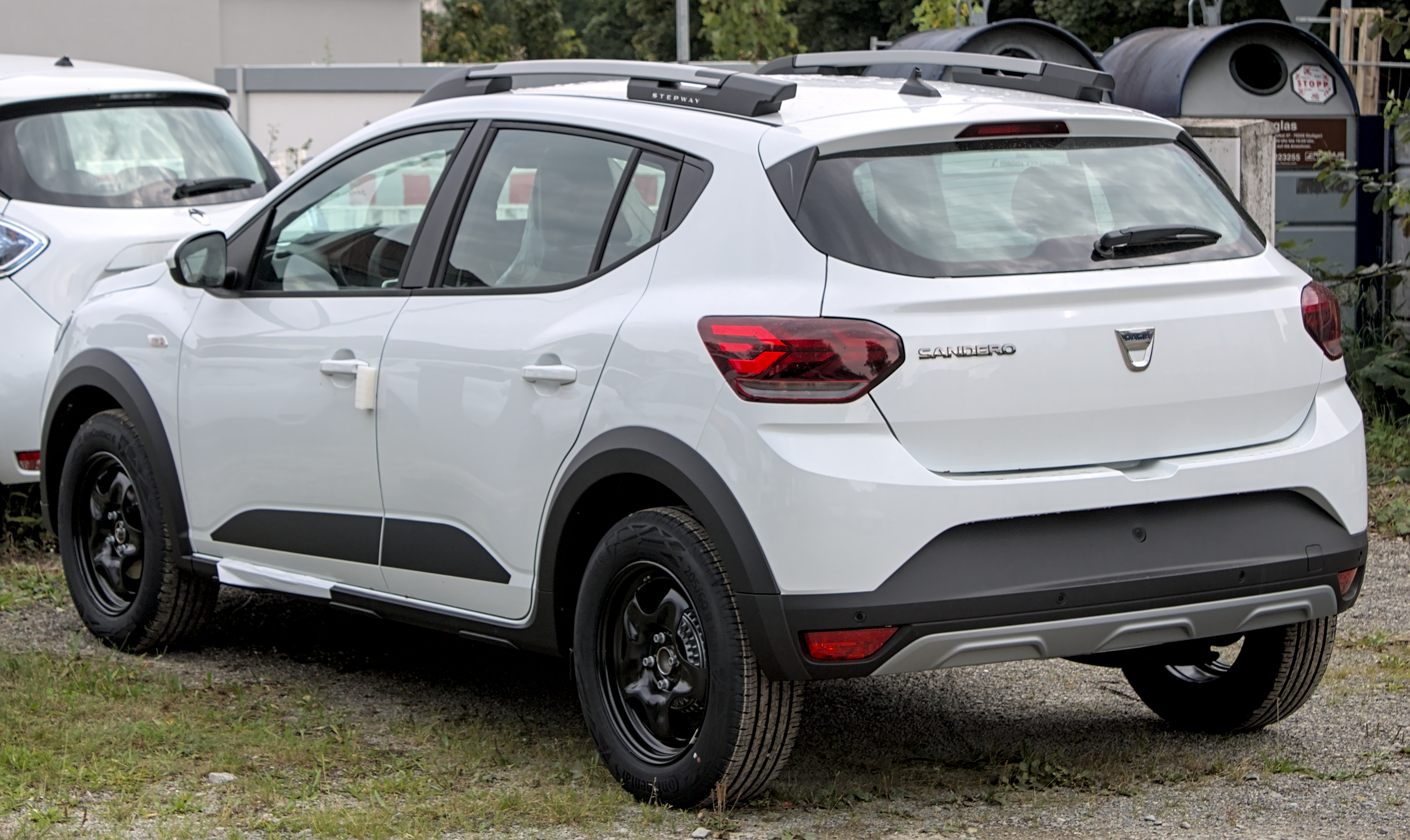 File:Dacia Sandero Stepway rear 20101003.jpg - Wikimedia Commons