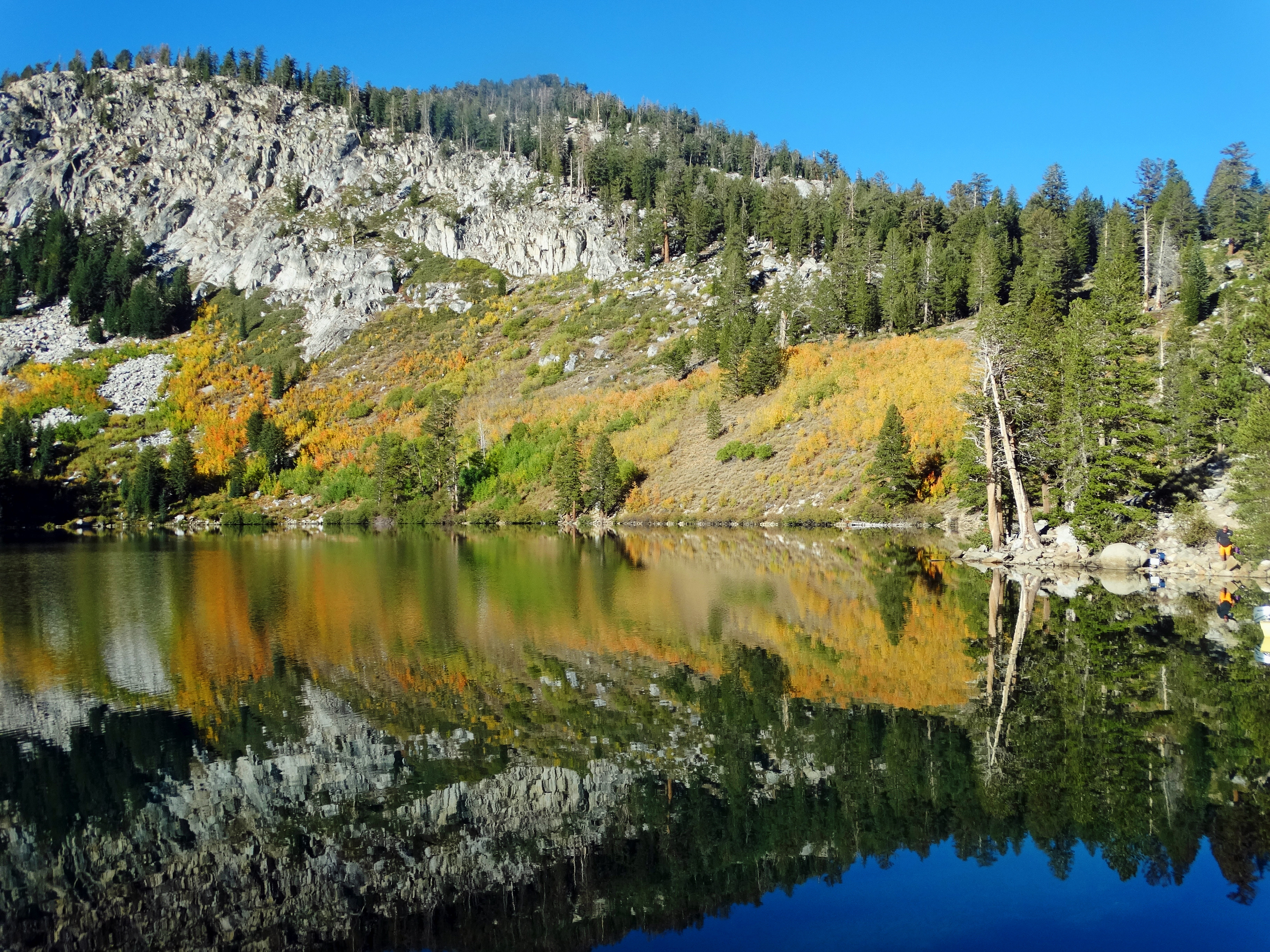 File:Fishing for Color, Lake George, Mammoth Lakes, CA 9-16 