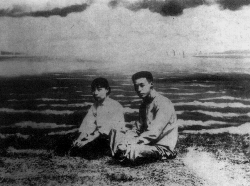 File:Gu Jiegang and his wife.jpg