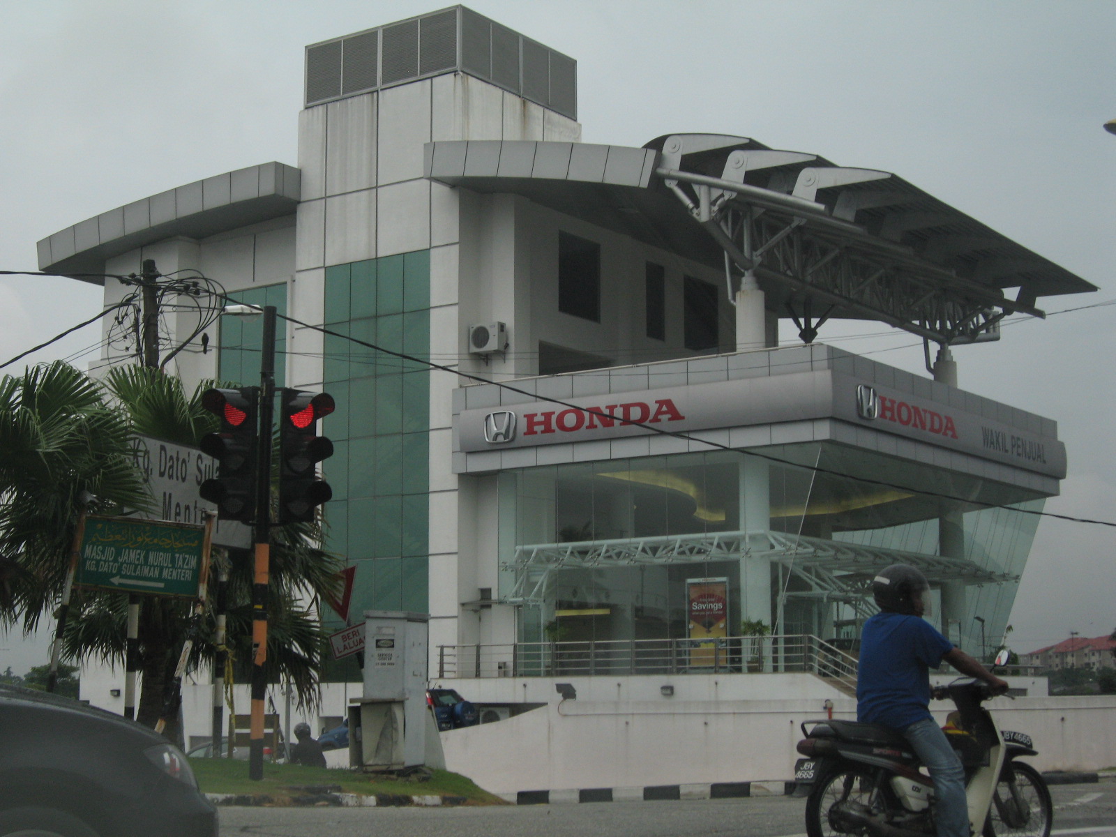 Honda show rooms #3