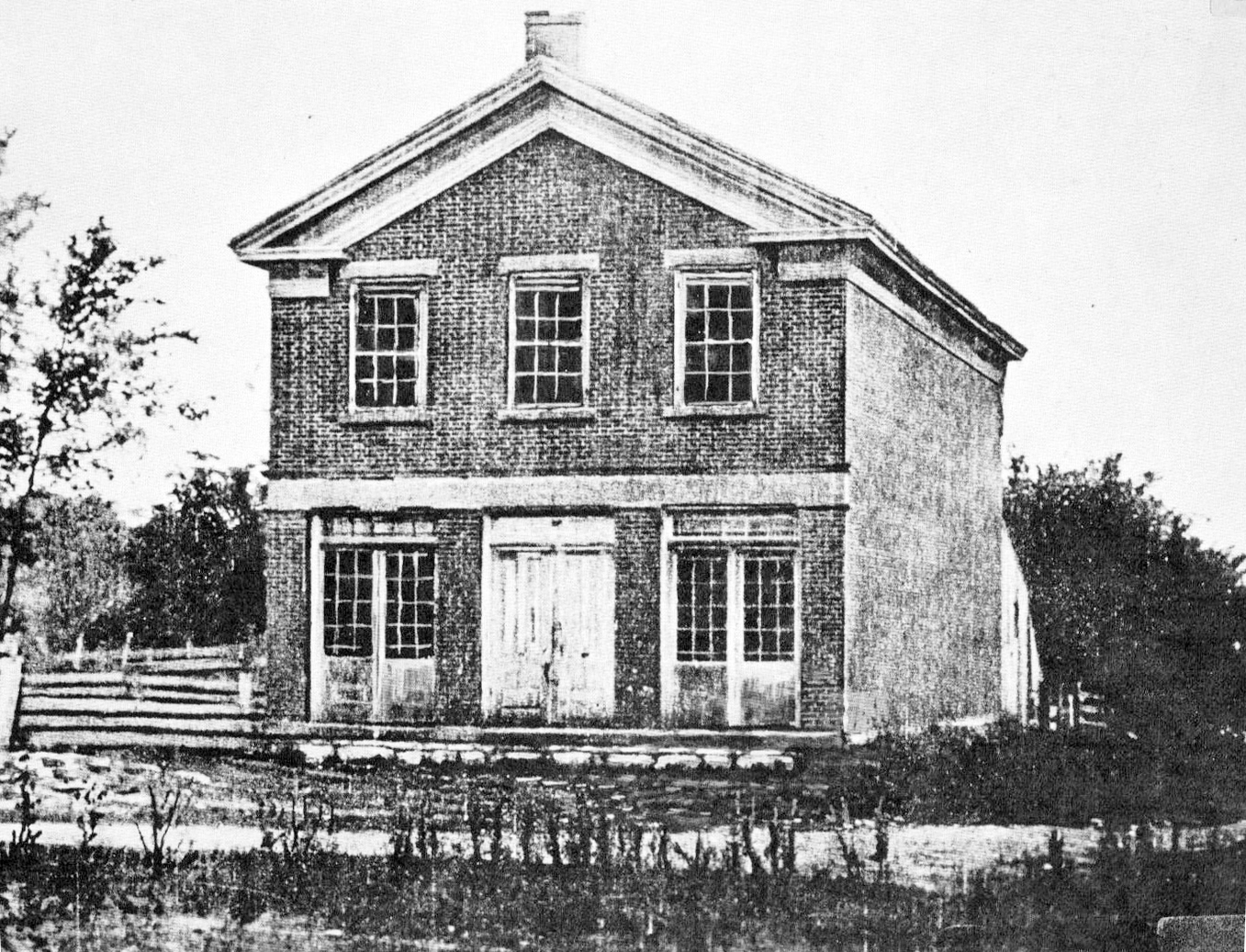 File:Joseph Smith Red Brick Store in Nauvoo.jpg - Wikimedia Commons