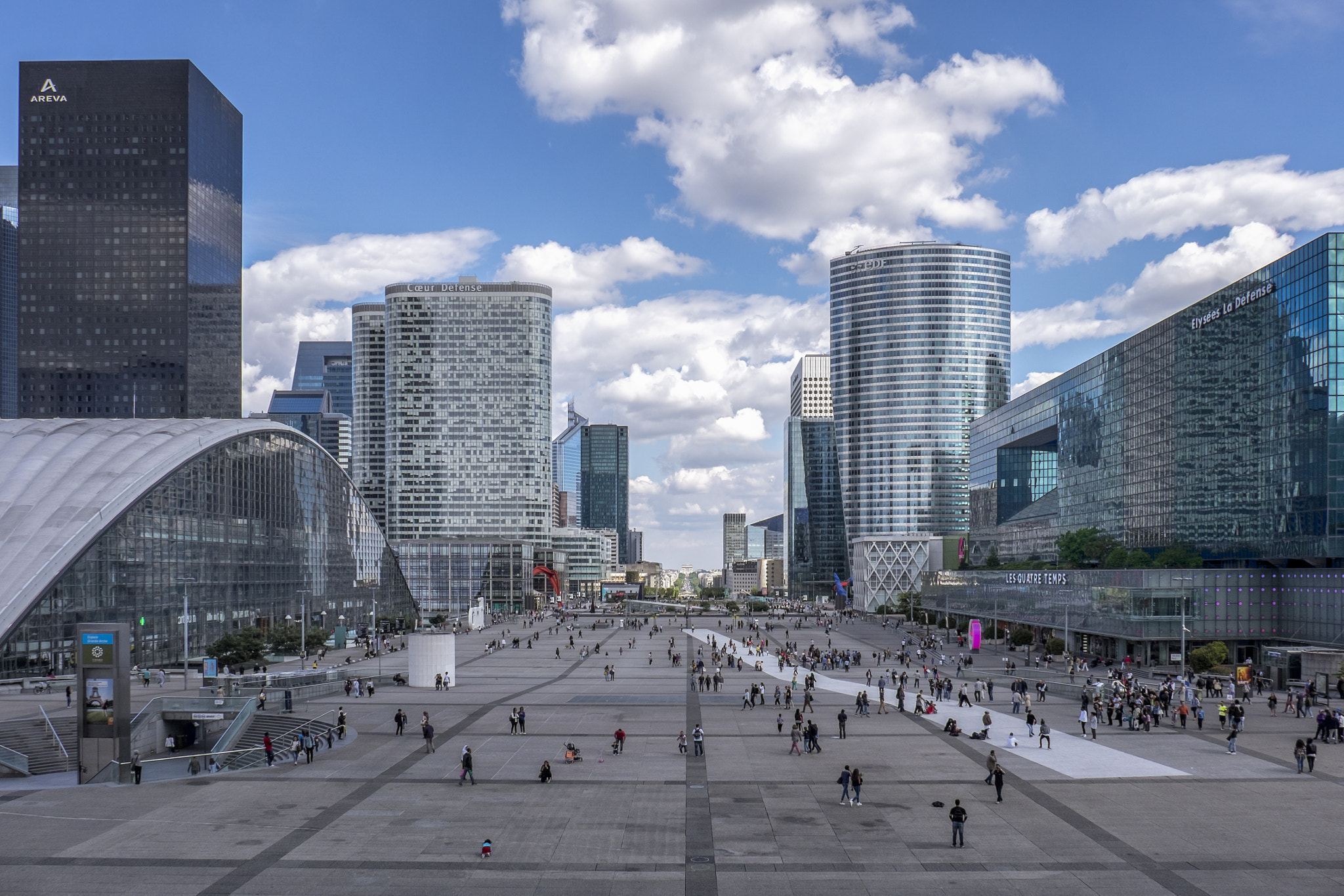 la défense paris