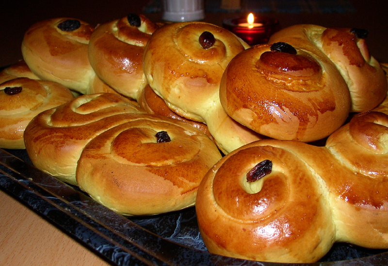 File:Lussebullar.jpg