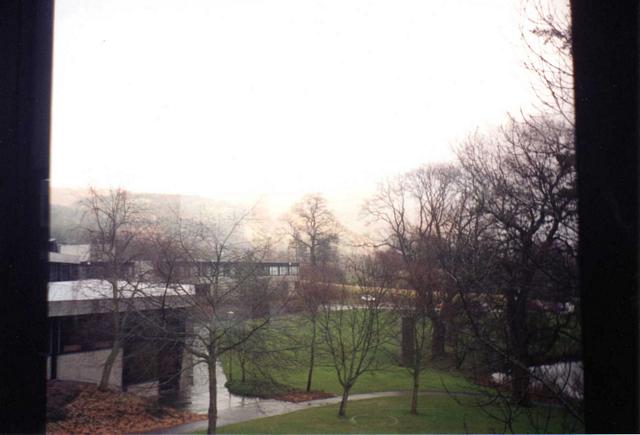 File:MacRobert Buildings, Stirling University - geograph.org.uk - 1013623.jpg