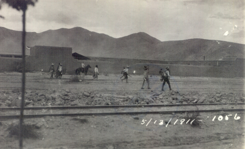 File:Maderistas entering Torreón on 13-5-1911.jpg