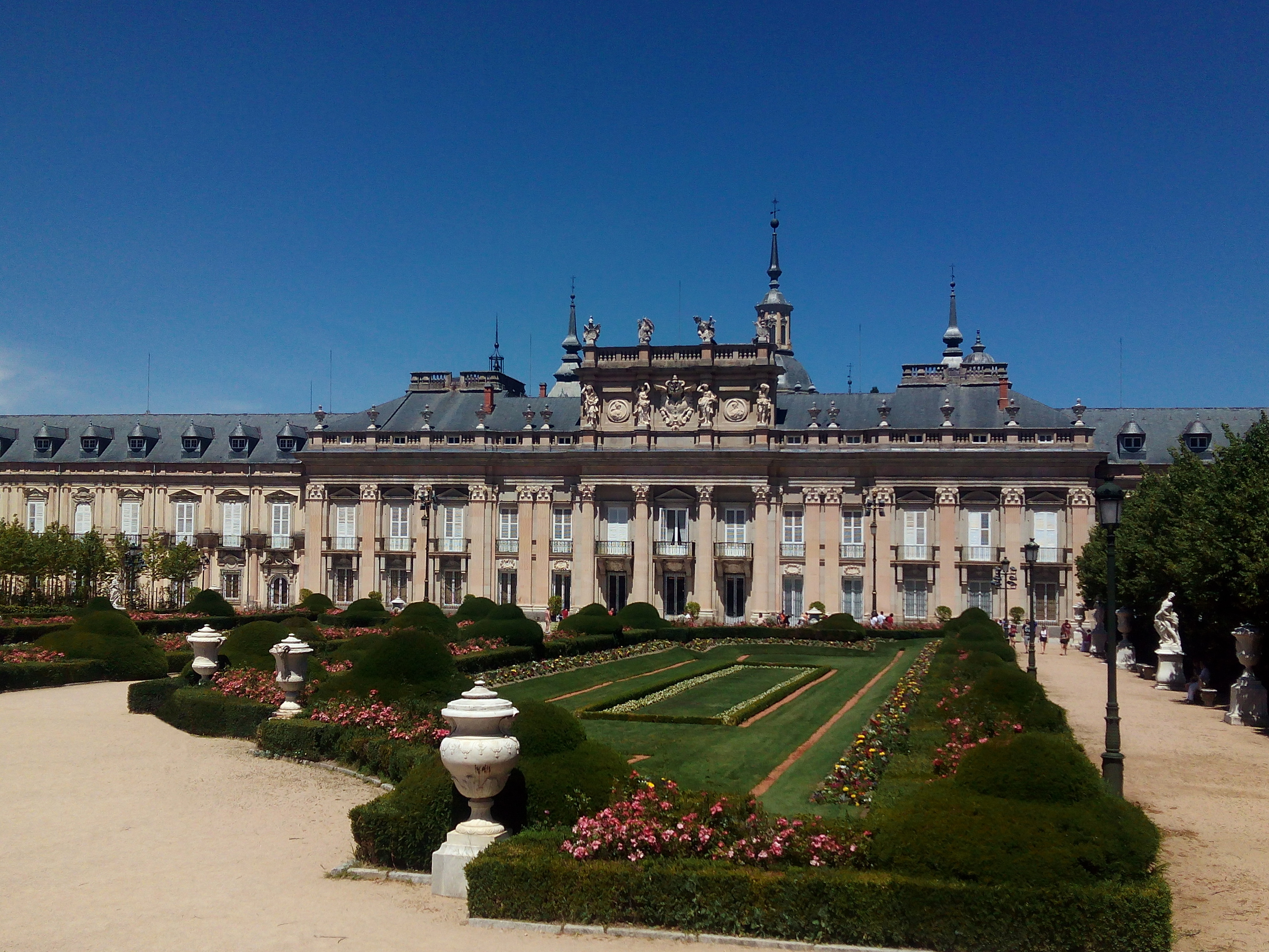 Dónde está la granja de san ildefonso