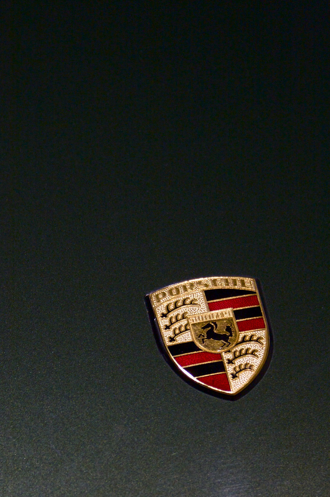 porsche logo wallpaper