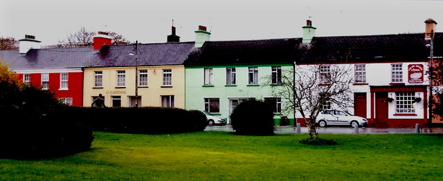 File:Ring of Kerry - Sneem - Building along South Square - geograph.org.uk - 1640700.jpg