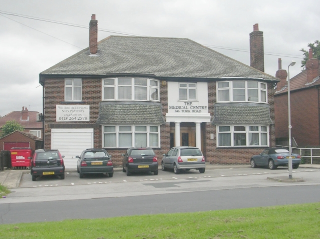 File:The Medical Centre - 846 York Road - geograph.org.uk - 894911.jpg