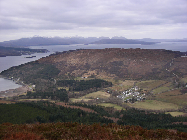 File:The view west from the summit of Sgurr Mor - geograph.org.uk - 433451.jpg