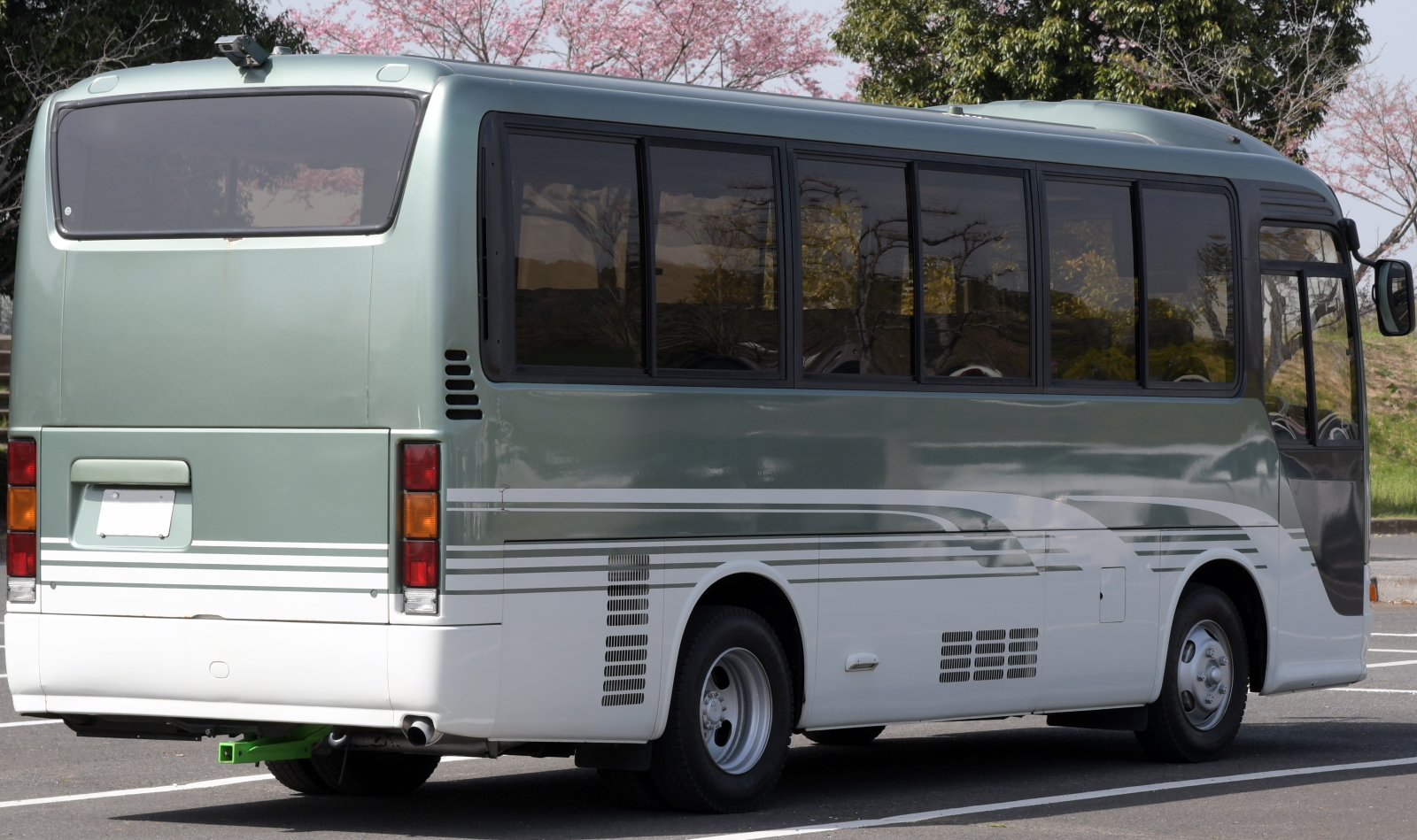 File Toyota Coaster R Super Touring RX4JFAT rear.jpg Wikimedia