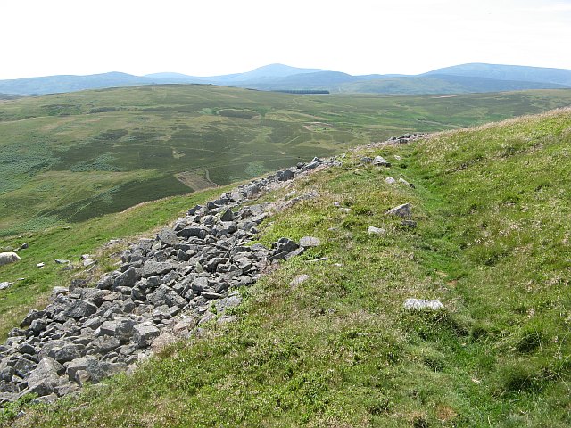 Walls, Yeavering Bell - geograph.org.uk - 1386082