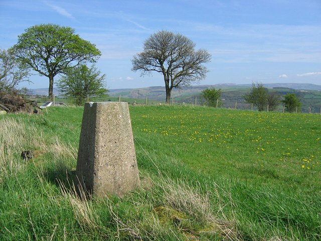 Werneth Low - geograph.org.uk - 12995