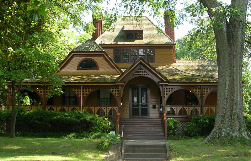 File:Wrens nest joel chandler harris home.JPG