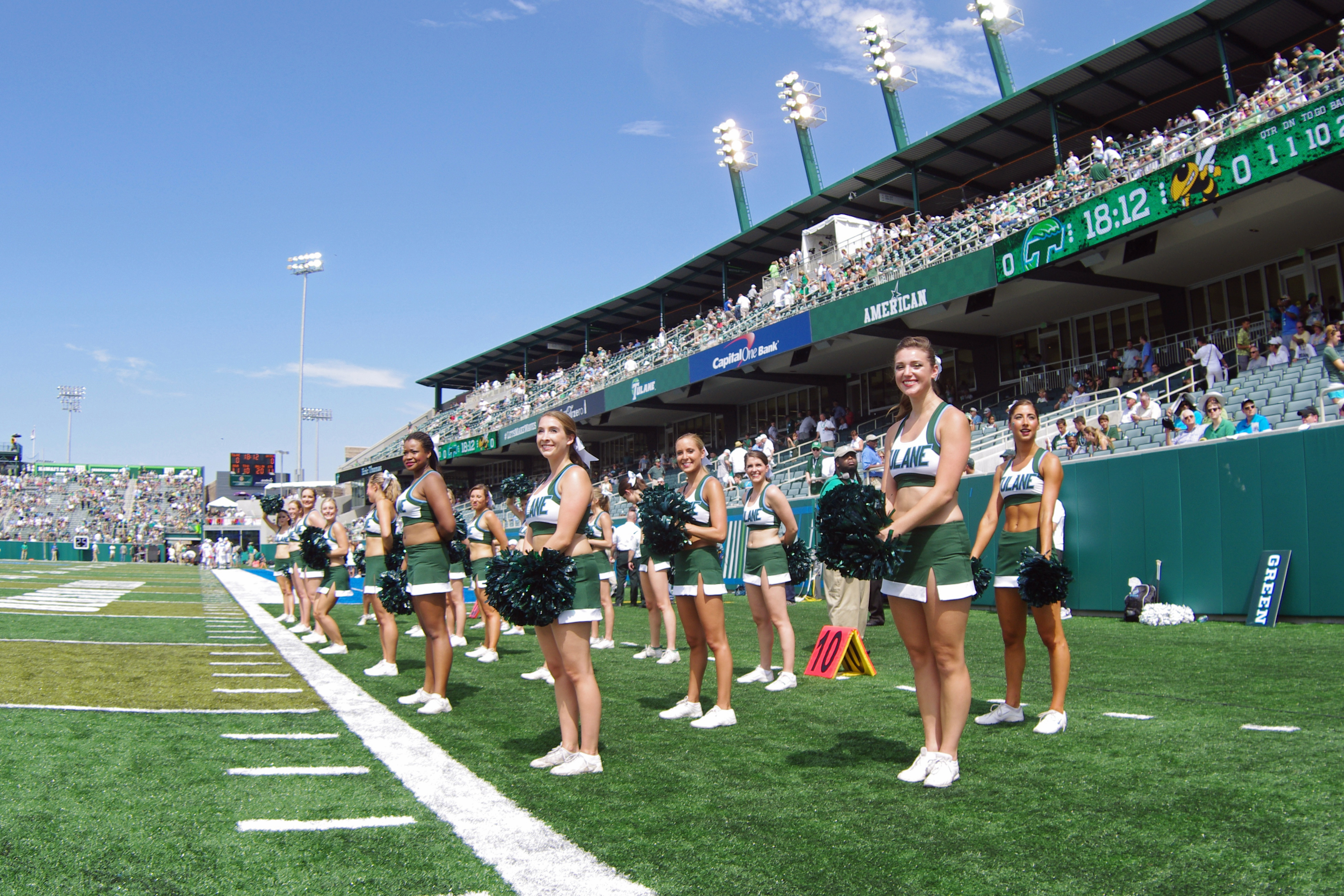 Green Bay Packers cheerleaders - Wikipedia