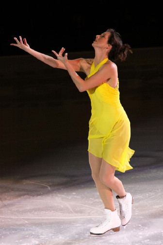 File:2009 Stars on Ice in Halifax - 7737A - Jennifer Robinson.jpg