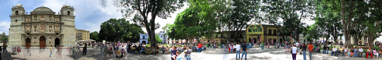  Alameda de León plaza