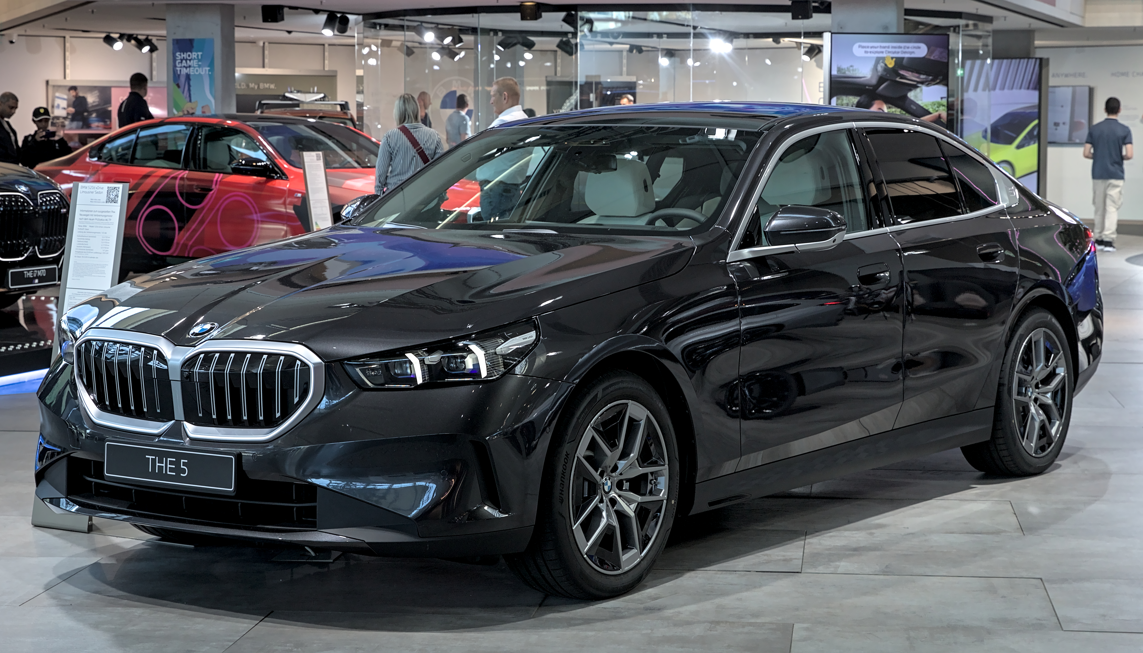 BMW G60 – Wikipedia