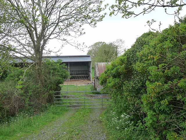 File:Barn at Ballynaglea - geograph.org.uk - 2414980.jpg