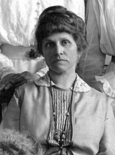 File:Helen Binkerd Young (cropped).jpg