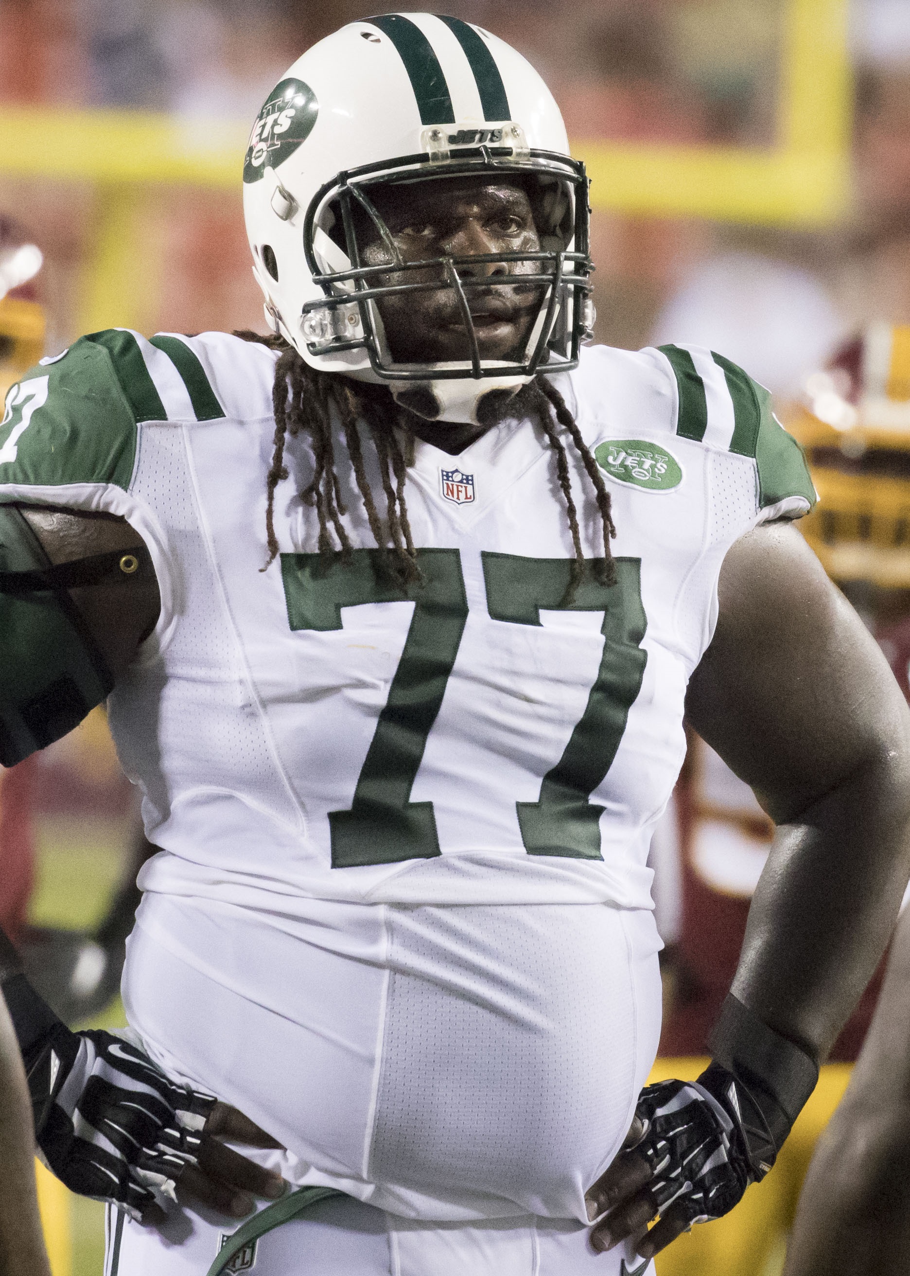 Jacksonville, FL, USA. 30th Sep, 2018. New York Jets offensive guard James  Carpenter (77) during 2nd half NFL football game between the New York Jets  and the Jacksonville Jaguars. Jaguars defeated Jets