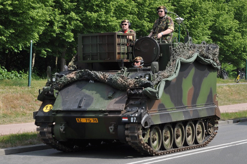 File:M577 V2.gif