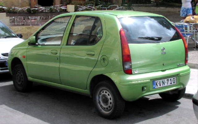 File:MHV Tata Indica 02.jpg